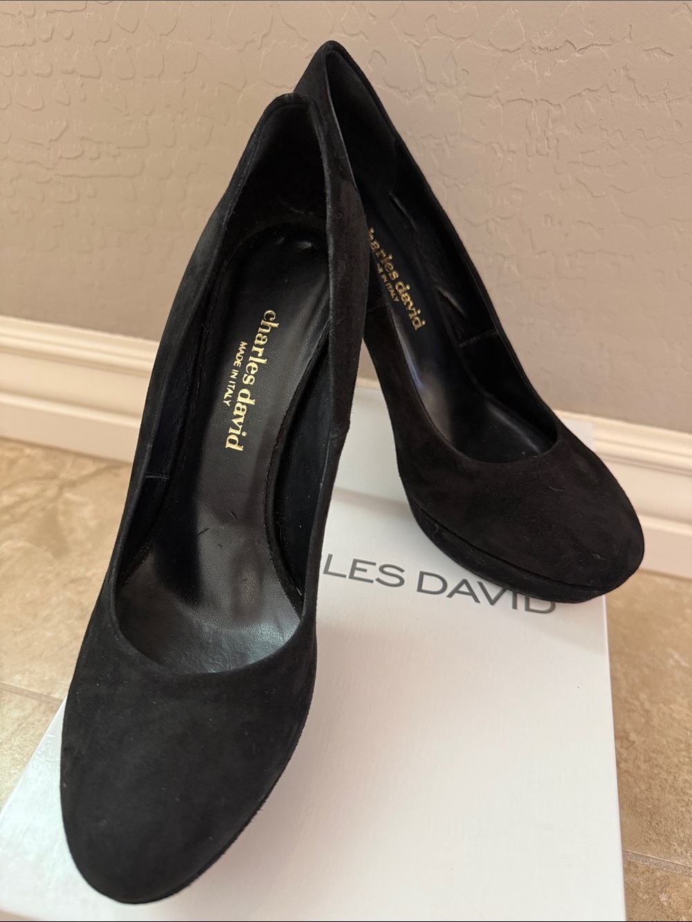 Charles David Black Suede Stiletto Italian Platform Pump Almond Toe 5" heel Sz9